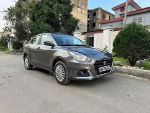 Suzuki Dzire 2025 Gris