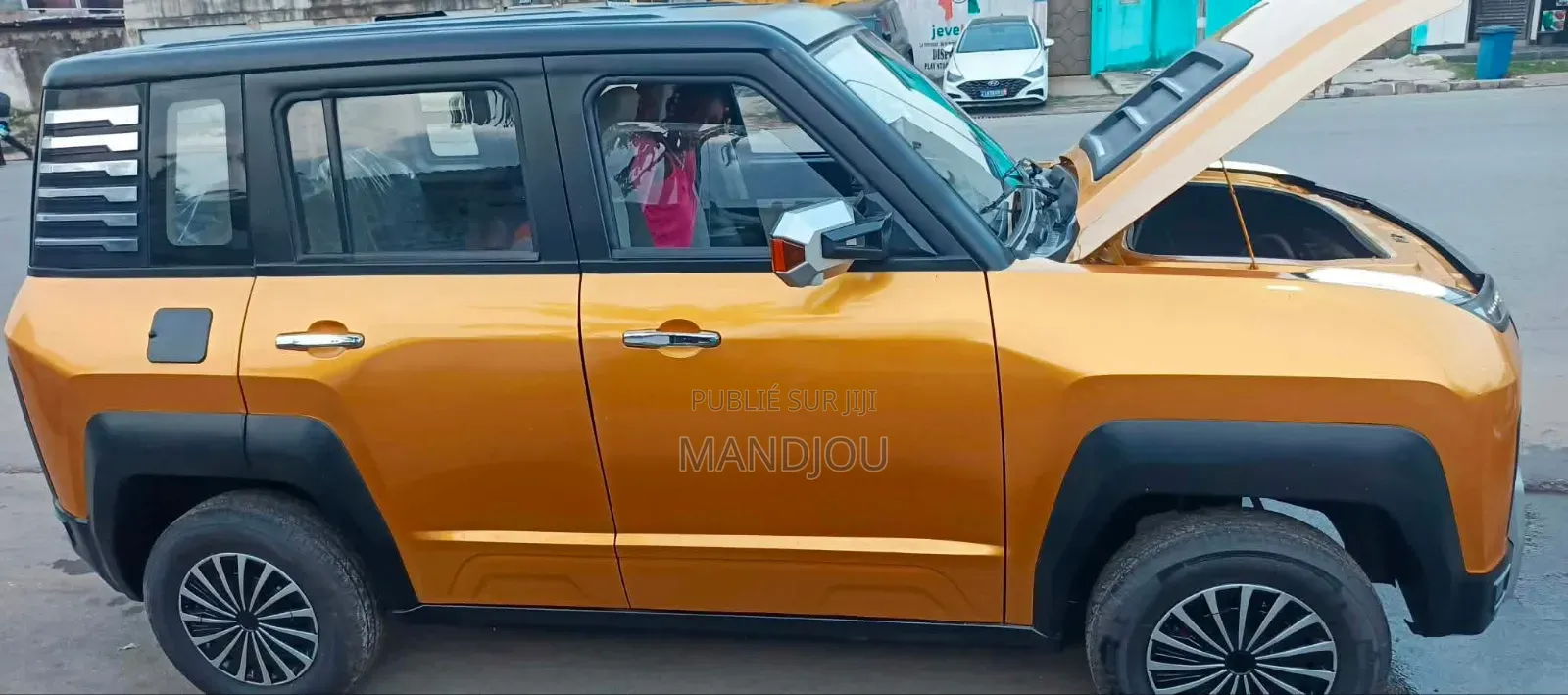 Voiture 2025 Jaune