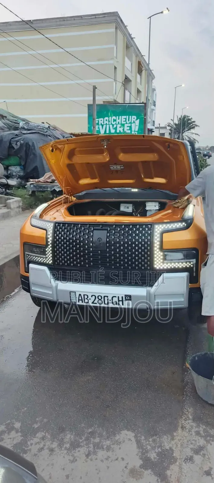 Voiture 2025 Jaune