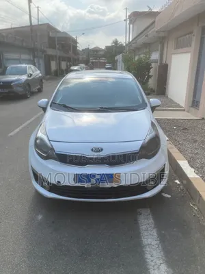 Kia Rio EX 4dr Hatchback (1.6L 4cyl 6A) 2017 Blanc