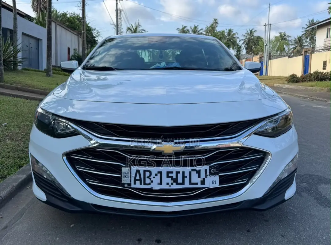 Chevrolet Malibu LS 2023 Blanc