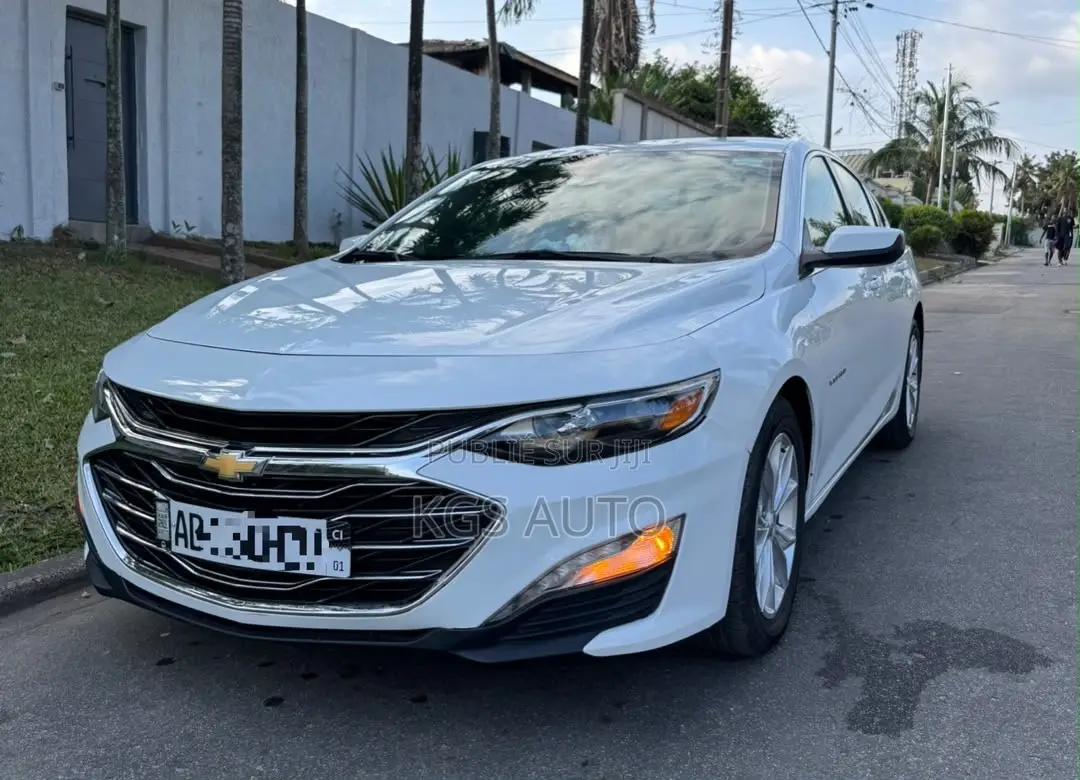 Chevrolet Malibu LS 2023 Blanc