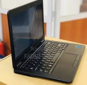 Nouveau Dell Latitude 12 7250 8GB Intel Core i7 SSD 256GB