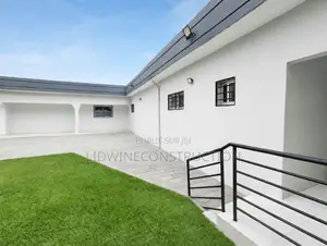 4chbre Villa dans Cocody à Vendre