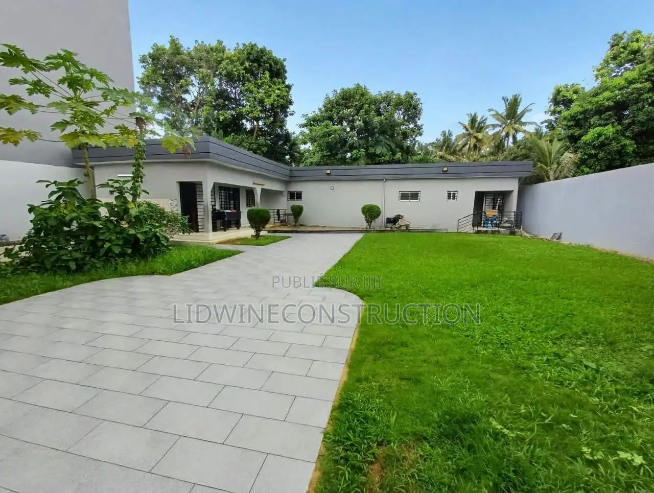 4chbre Villa dans Cocody à Vendre