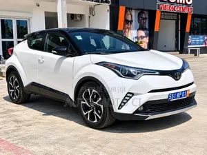 Toyota C-HR 2018 Blanc cassé