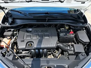 Toyota C-HR 2018 Blanc cassé