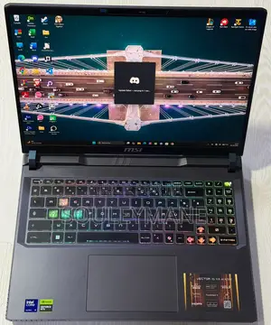 Nouveau MSI Vector 16 HX AI A2XWIG 32GB Intel Core Ultra 9 SSD 1T