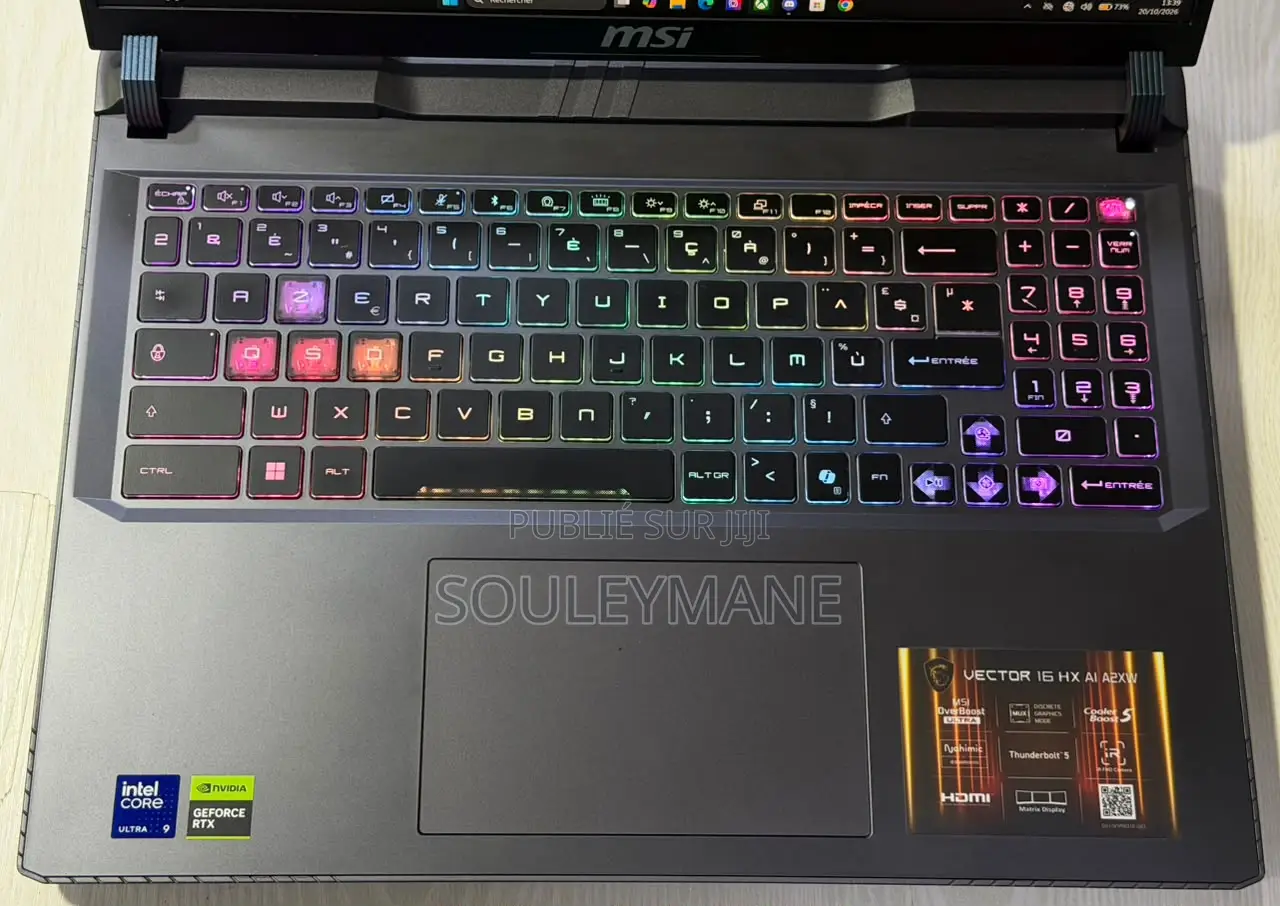 Nouveau MSI Vector 16 HX AI A2XWIG 32GB Intel Core Ultra 9 SSD 1T