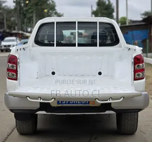 Mitsubishi L200 2018 Blanc