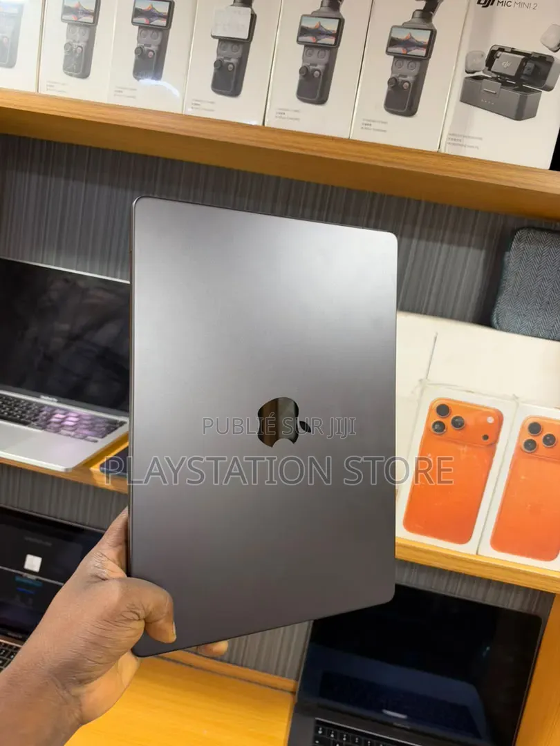 Ordinateur portable Apple MacBook Air 2023 M2 8GB Apple M2 SSD 250GB