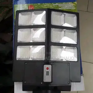 Lampadaire Solaire 1200W