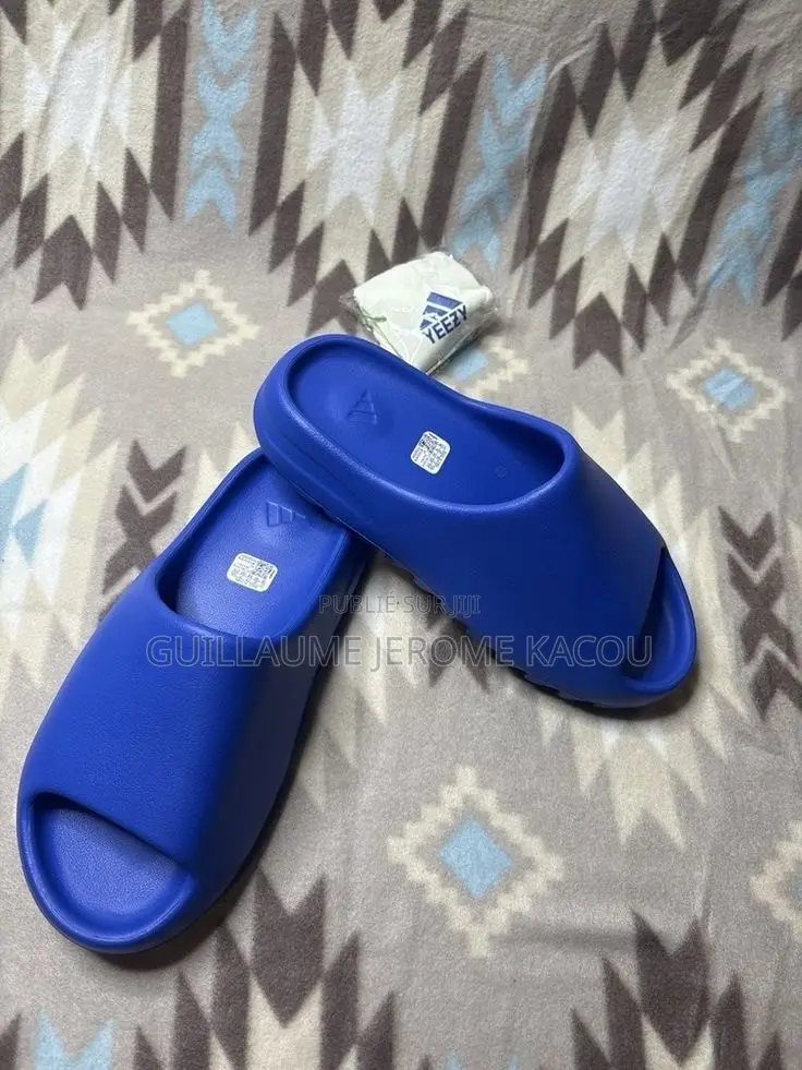 Adidas Yeezy Slide "Azure" / Bleu Azur – Sortie 2023