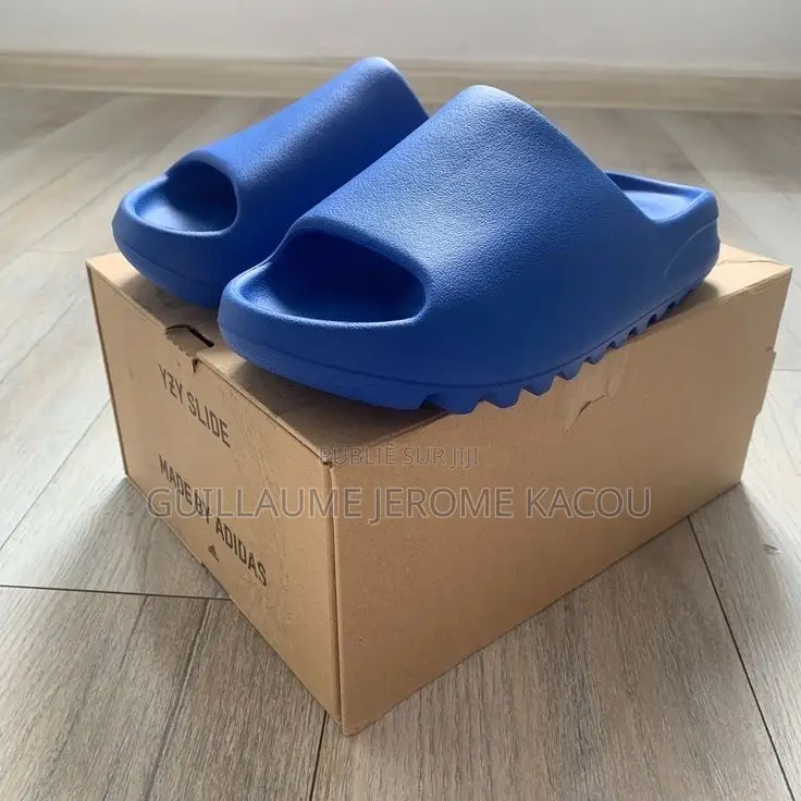 Adidas Yeezy Slide "Azure" / Bleu Azur – Sortie 2023