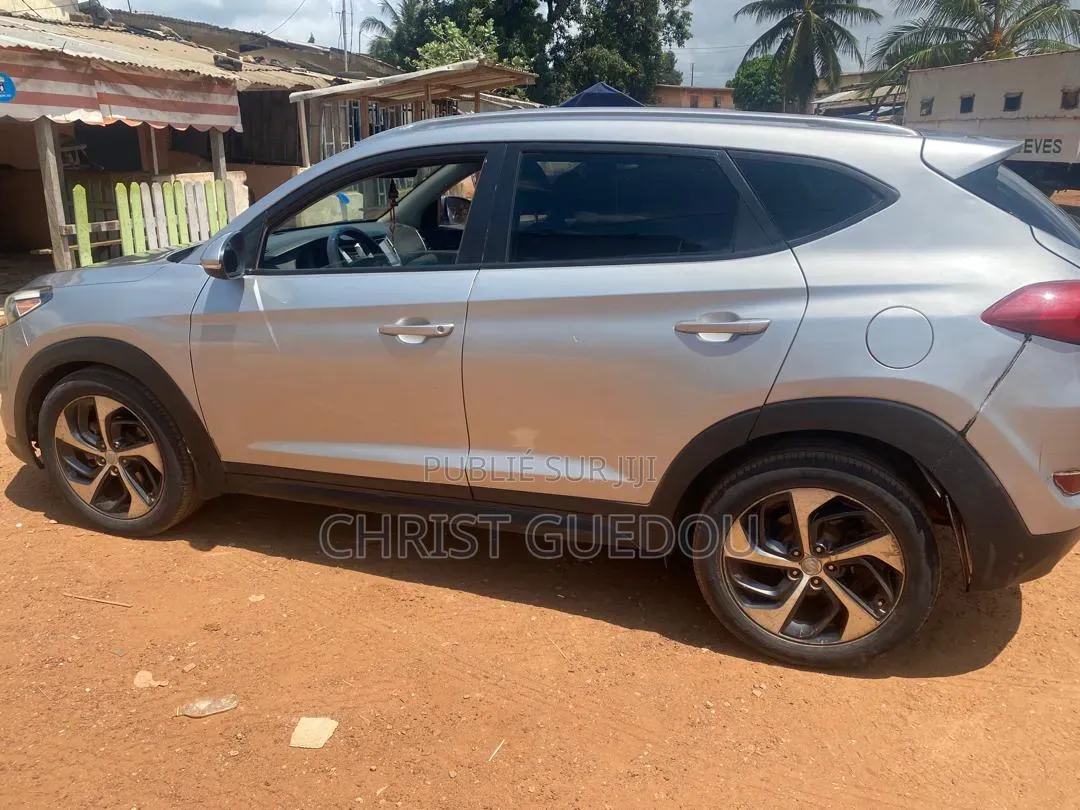 Hyundai Tucson 2017 Gris