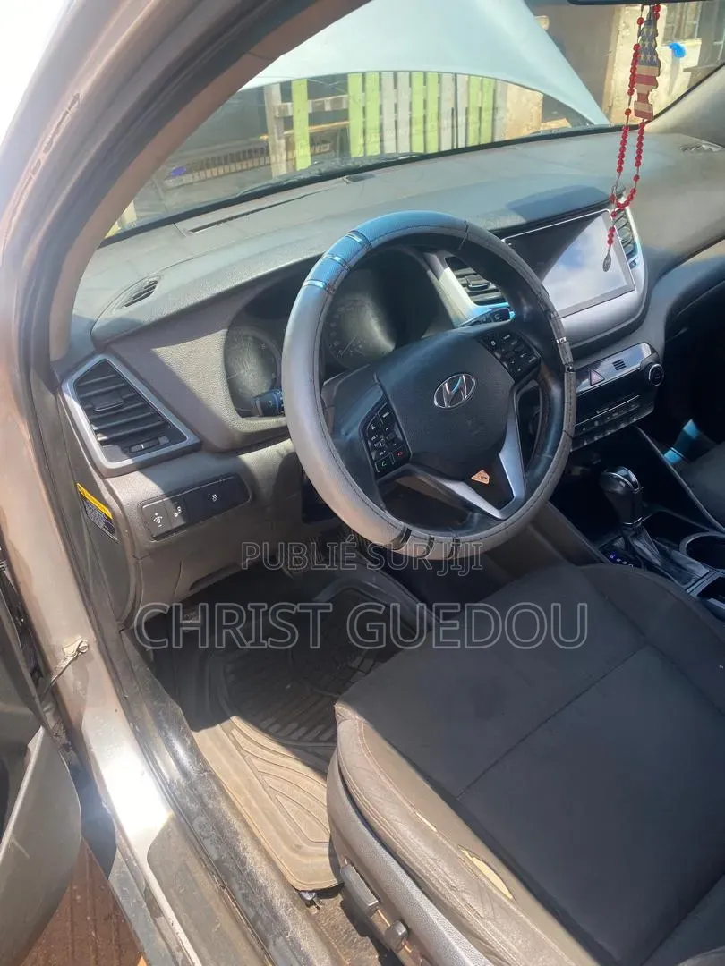 Hyundai Tucson 2017 Gris
