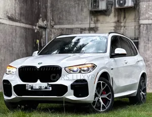 BMW X5 xDrive40i 2022 Blanc