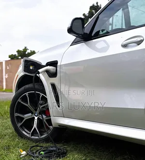 BMW X5 xDrive40i 2022 Blanc