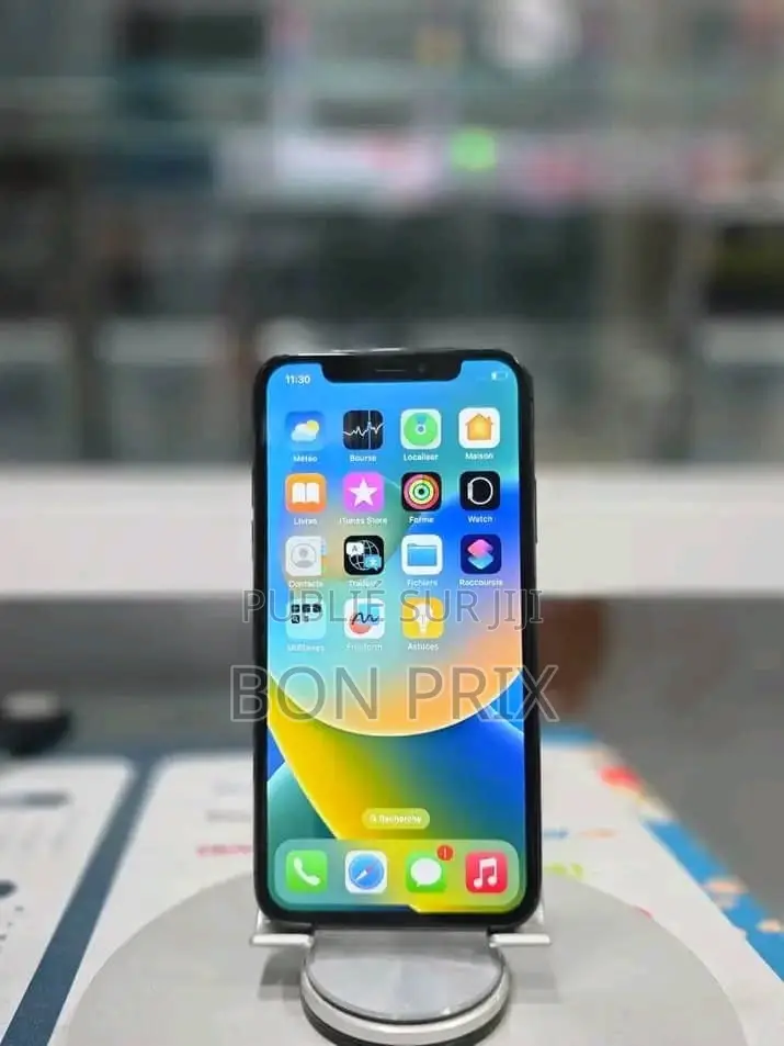 Apple iPhone X 64 GB Noir