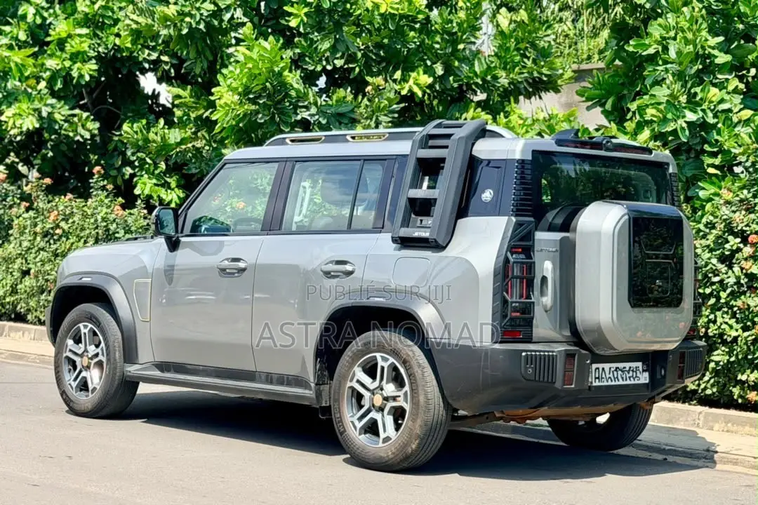 Jetour T2 2026 Gris