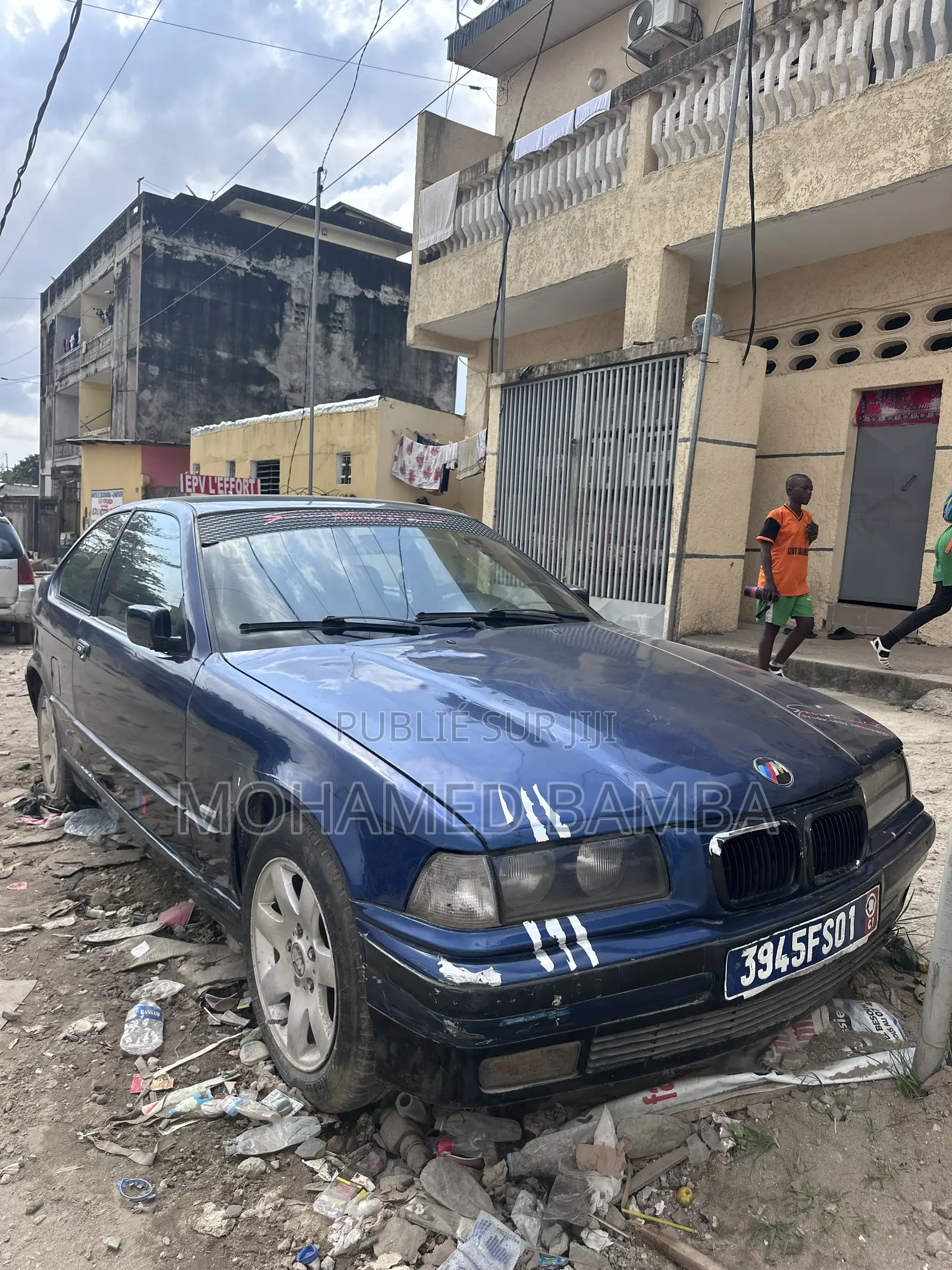BMW 116i 2004 Bleu