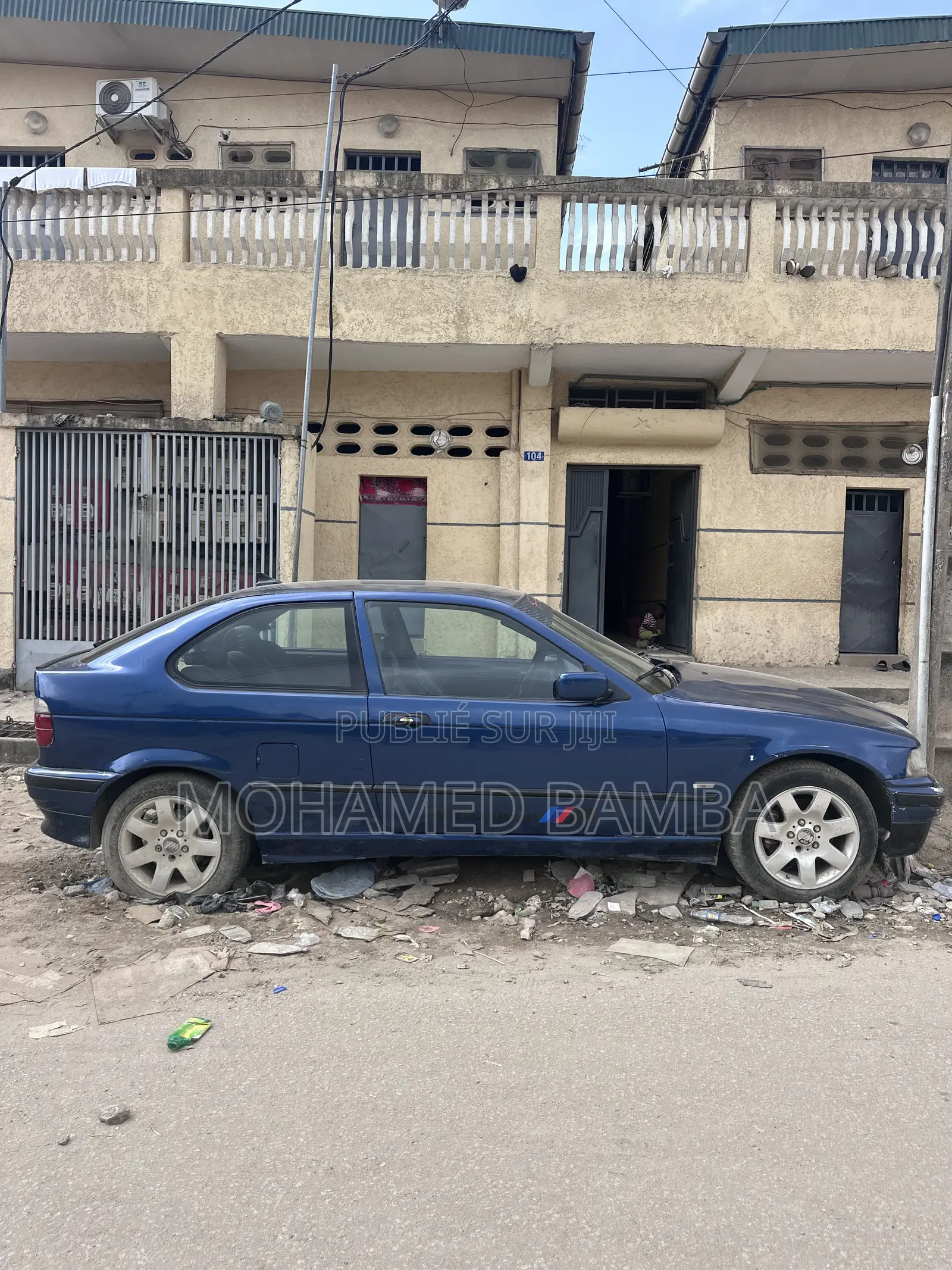 BMW 116i 2004 Bleu