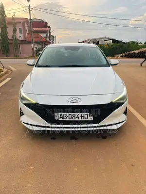 Hyundai Elantra 2021 Blanc