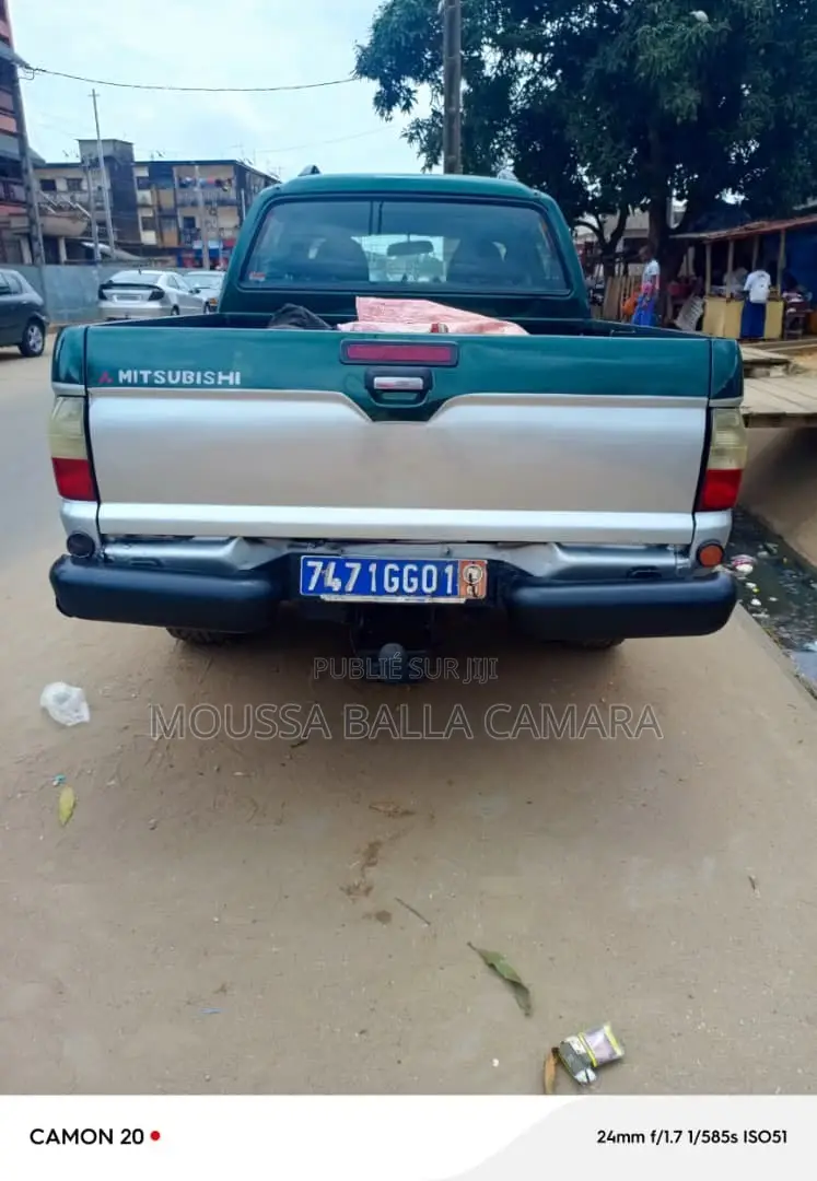 Mitsubishi L200 Double Cab 2.5 136hp 2010 Vert