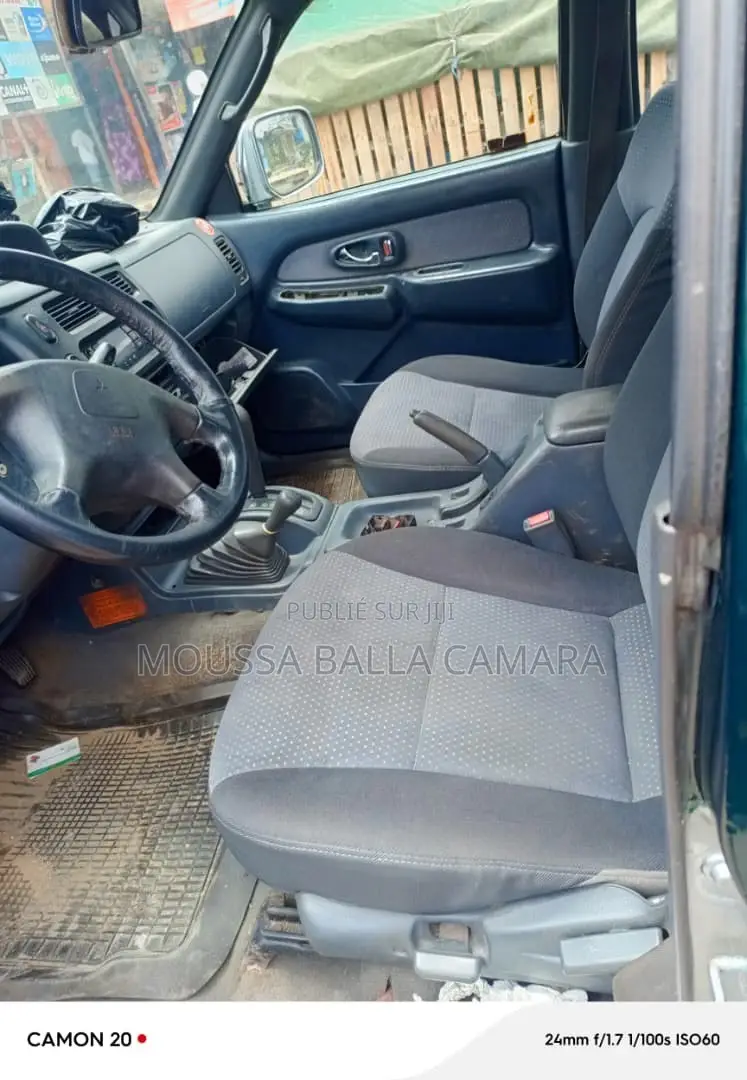 Mitsubishi L200 Double Cab 2.5 136hp 2010 Vert