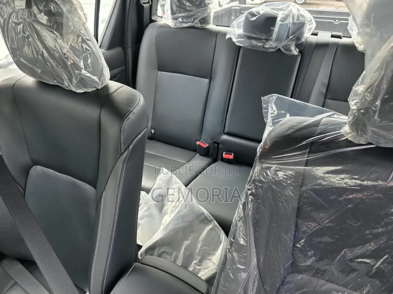 Nouveau Toyota Hilux Active (Hybrid) 2026 Gris