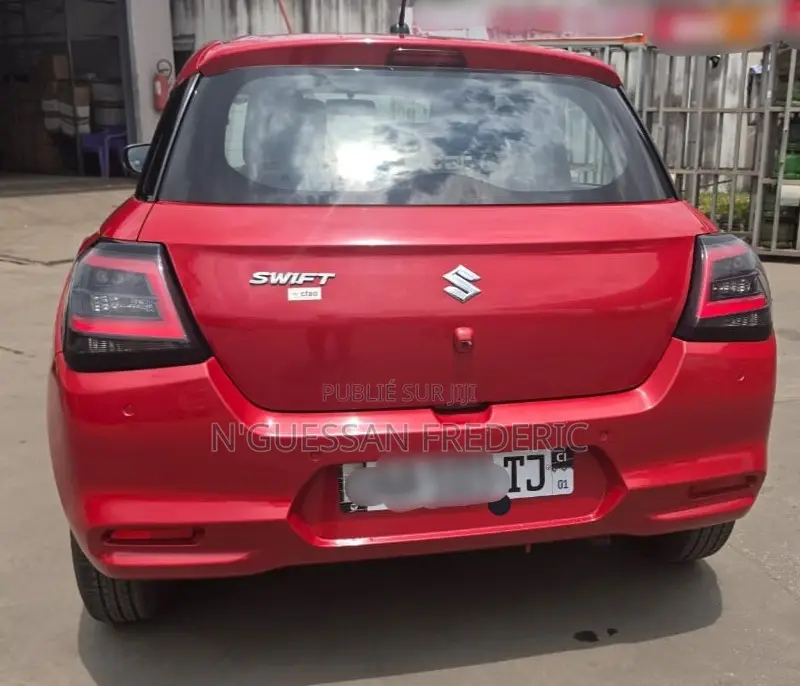 Suzuki Swift 2025 Rouge