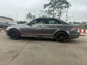 Mercedes-Benz C200 2009 Noir