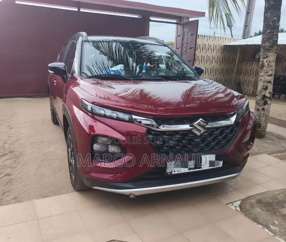 Suzuki Fronx 2025 Rouge