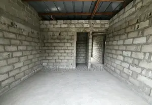 Duplex De 4 Pieces À Vendre Dans Grand-Bassam