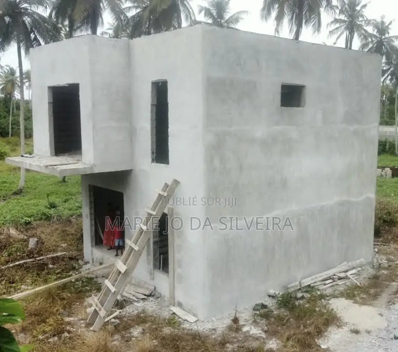 Duplex De 4 Pieces À Vendre Dans Grand-Bassam