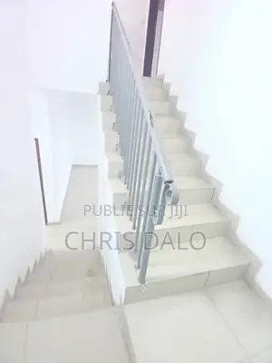4chbre Duplex dans Pegnan, Bingerville à Vendre