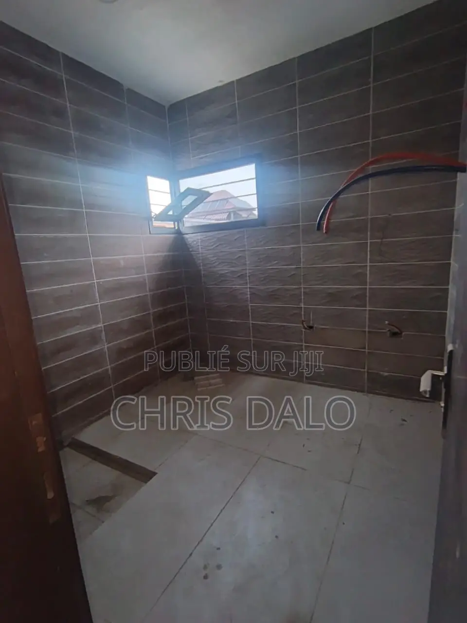 6chbre Duplex dans Pegnan, Cocody à Louer