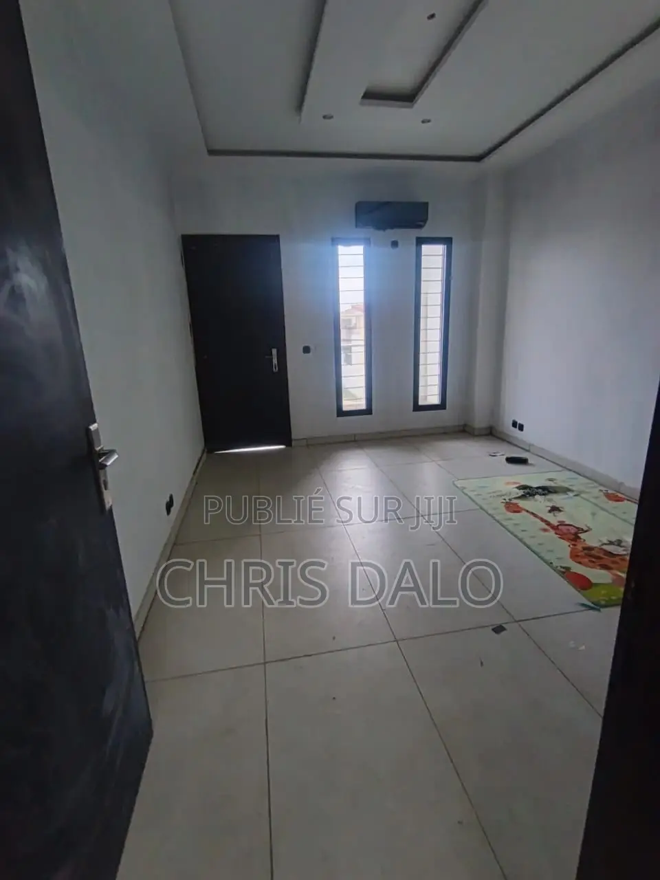 6chbre Duplex dans Pegnan, Cocody à Louer