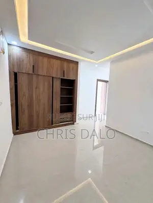 6chbre Duplex dans Pegnan, Cocody à Louer