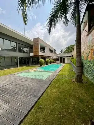 5chbre Duplex dans Cocody à Vendre
