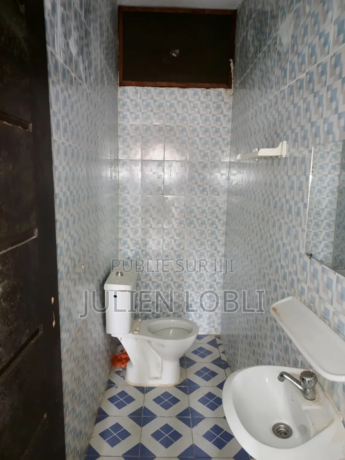 2chbre Appartement dans Appartement Spacieux, Cocody à Louer