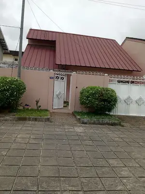4chbre Duplex dans Cocody à Vendre