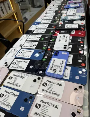 Apple iPhone 13 128 GB Doré