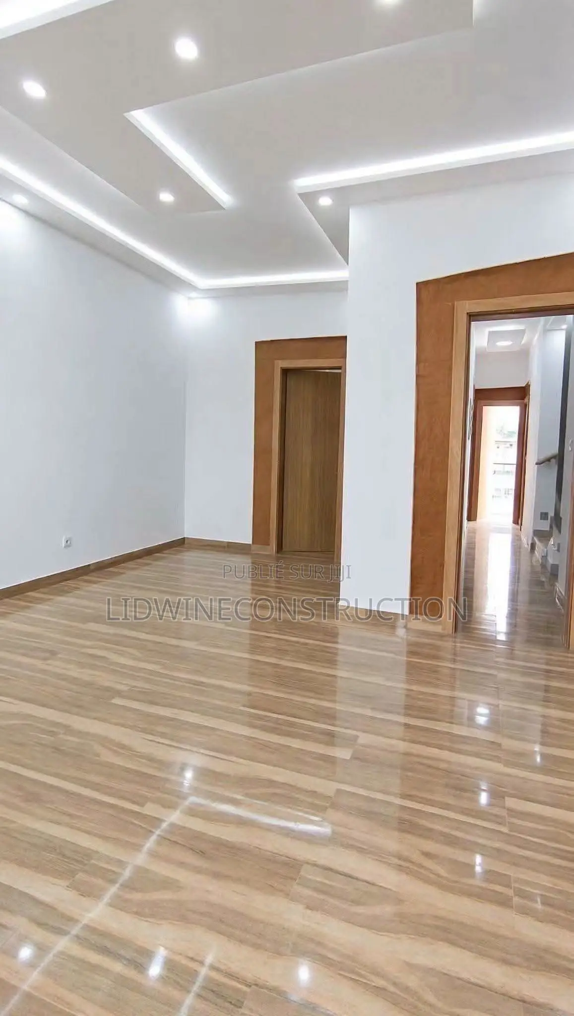4chbre Duplex dans Bingerville à Vendre
