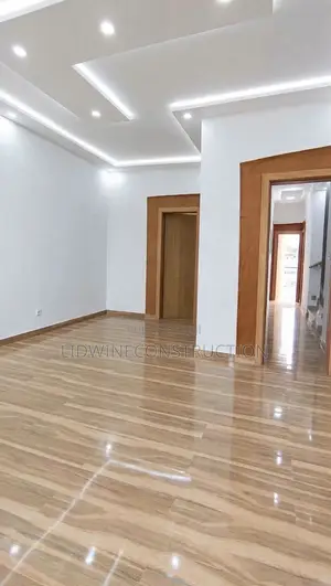 4chbre Duplex dans Bingerville à Vendre