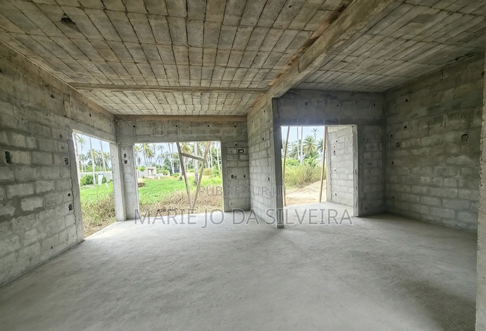 Duplex De 4 Pieces À Vendre Dans Grand-Bassam