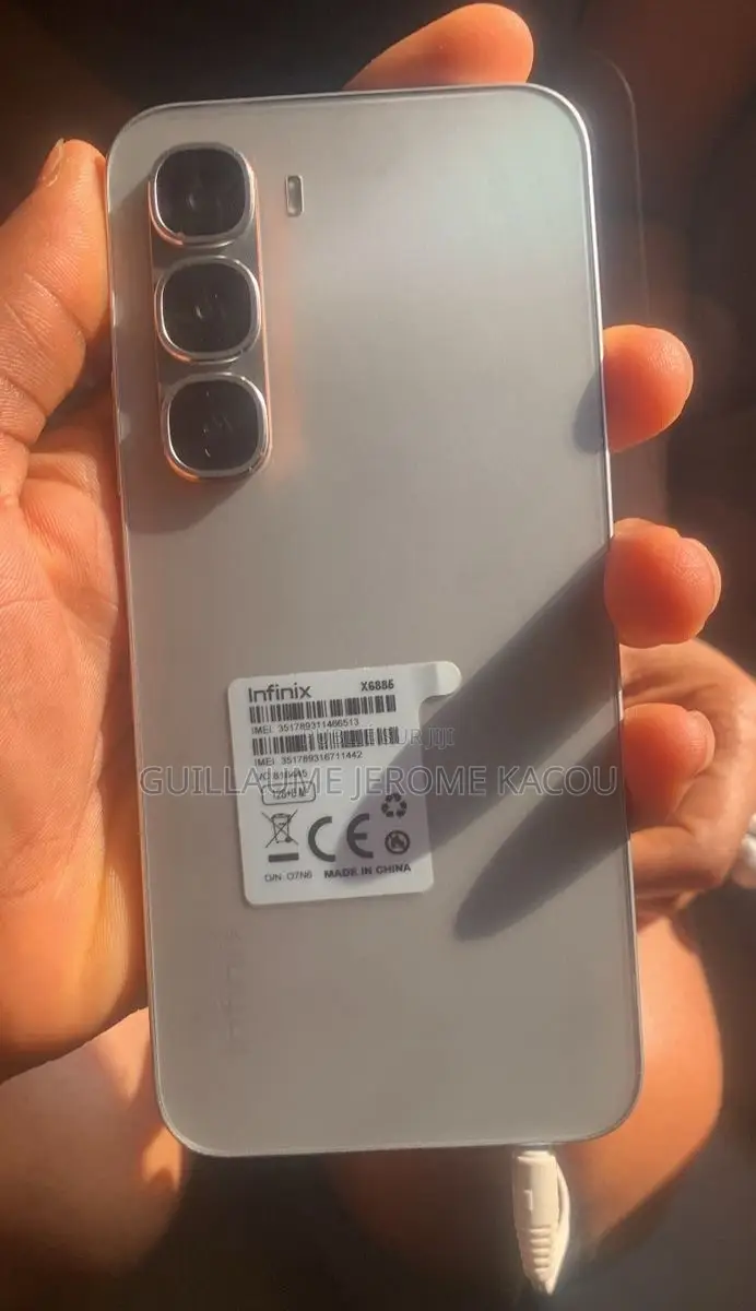 Nouveau Infinix Hot 50 Pro+ 4G 256 GB Gris