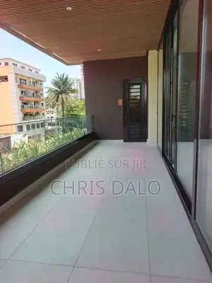 4chbre Appartement dans Règne Immobilier, Marcory à Louer