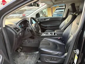 Ford Edge Titanium 2022 Noir