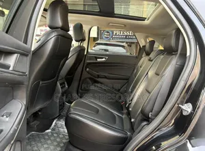 Ford Edge Titanium 2022 Noir